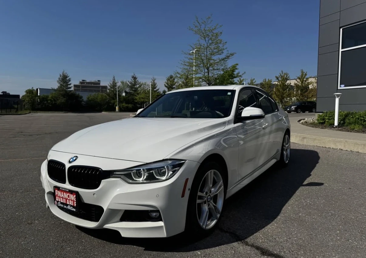 BMW 330 I XDRIVE i М ПАКЕТ * ШИБЕДАХ * CARFAX * 