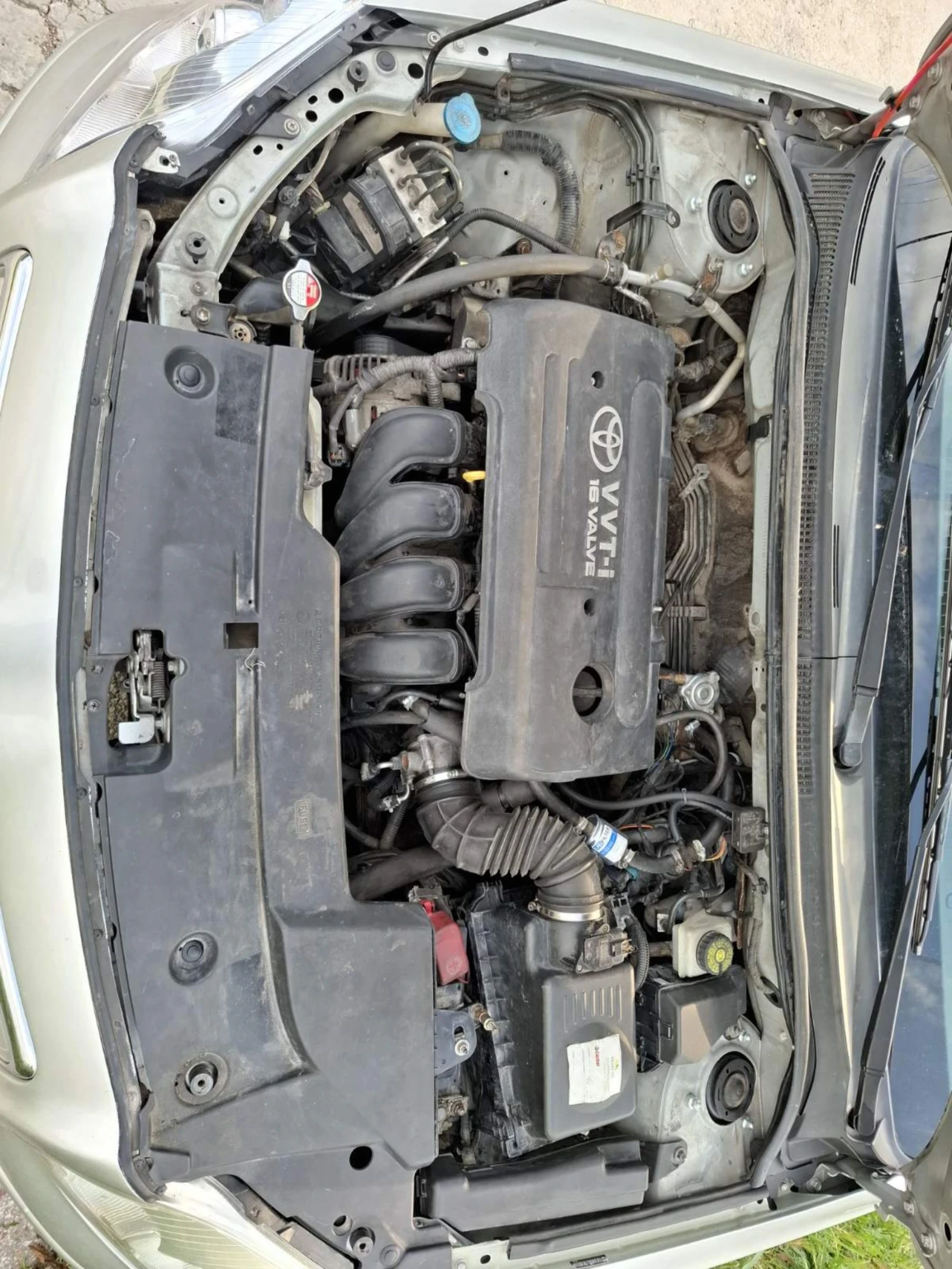 Toyota Avensis 1.8vvt-i, снимка 11 - Автомобили и джипове - 55049022