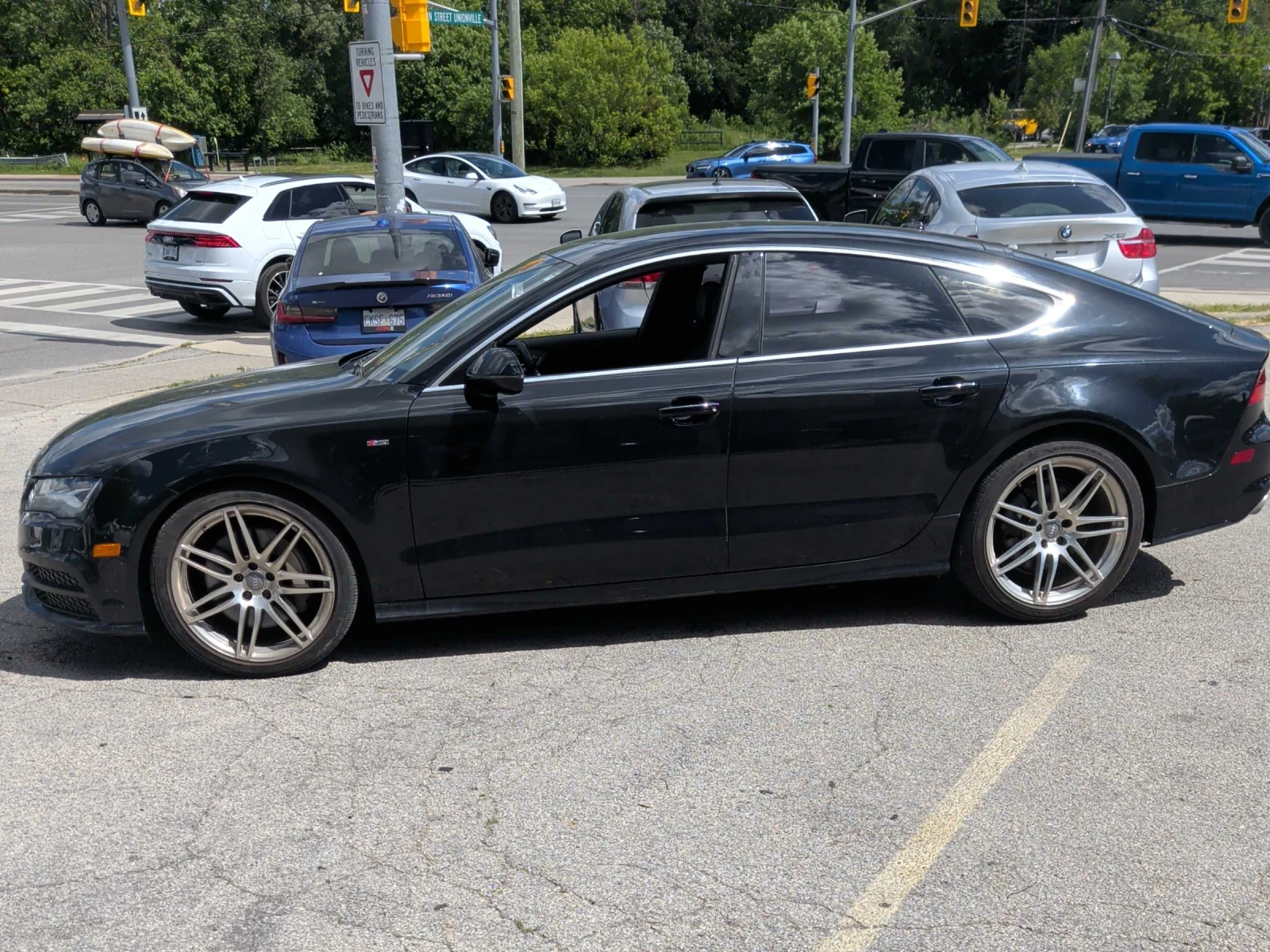 Audi A7 3.0 Premium* ПОДГРЕВ* ОБДУХВАНЕ* BOSE, снимка 3 - Автомобили и джипове - 55211594