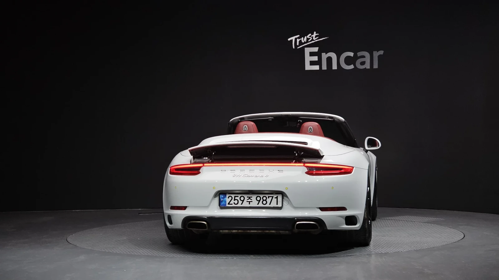 Porsche 911 Cabriolet 991, снимка 3 - Автомобили и джипове - 55222482