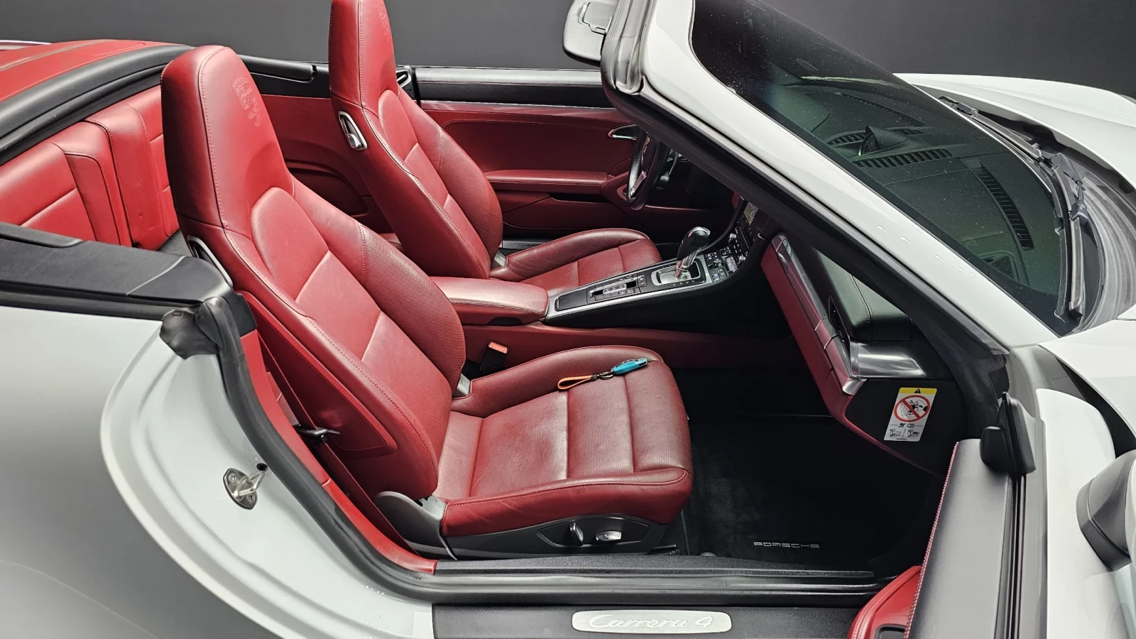 Porsche 911 Cabriolet 991, снимка 8 - Автомобили и джипове - 55222482