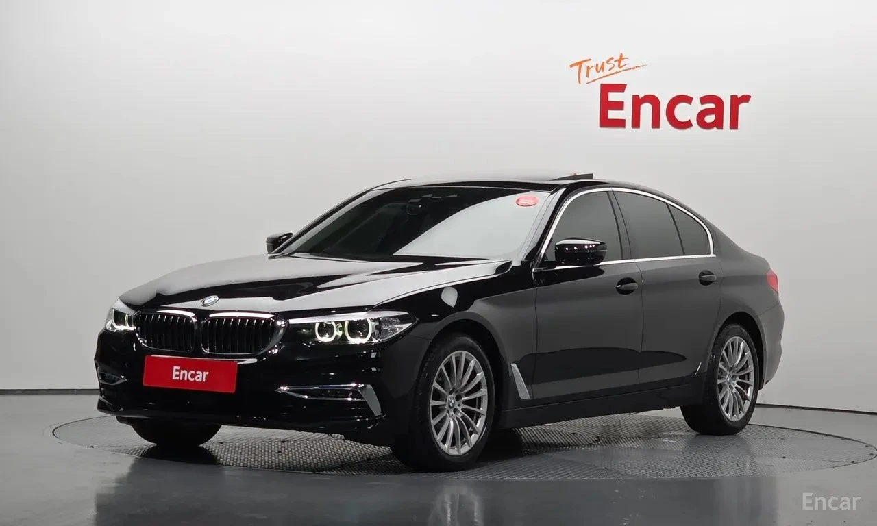 BMW 520 * HEAD UP * DISTRONIC * АВТОКРЕДИТ * 