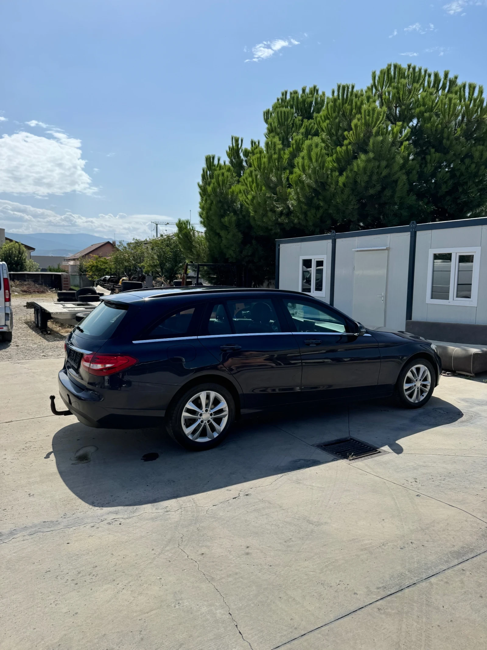 Mercedes-Benz C 200, снимка 3 - Автомобили и джипове - 55943508