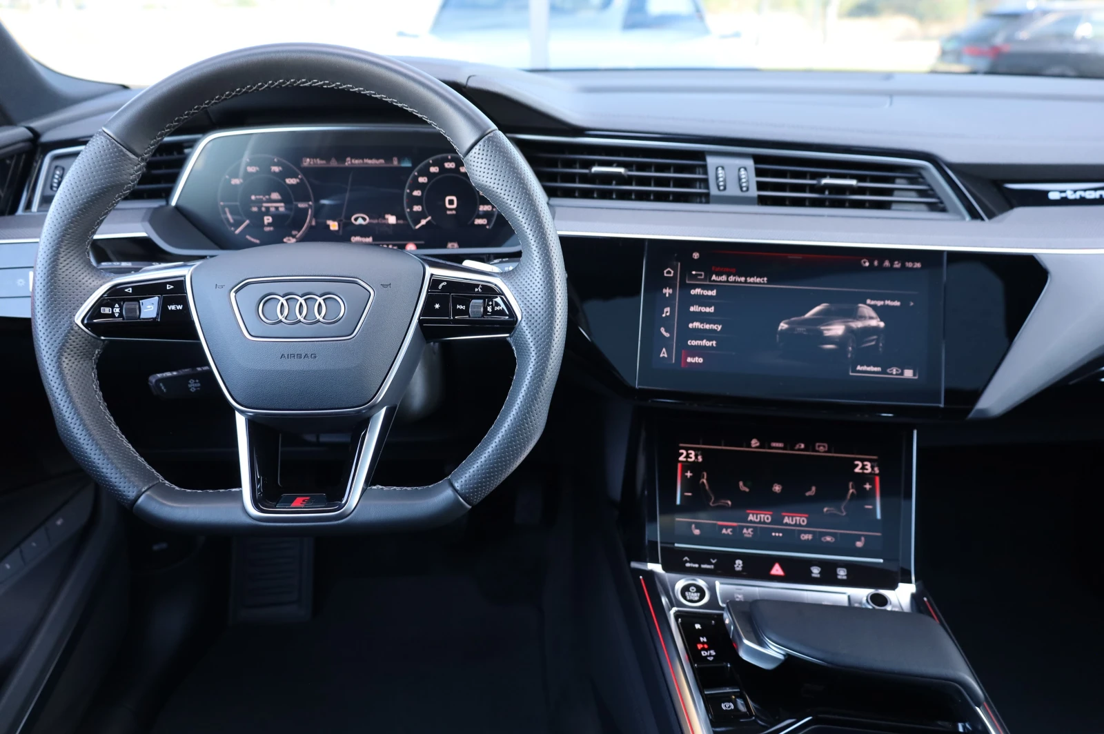 Audi E-Tron 50* BLACK EDITION* S-LINE* HD MATRIX LIGHTS* PANO* | Mobile.bg � ����������� 10