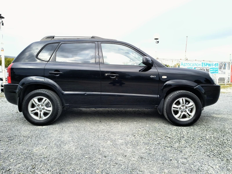 Hyundai Tucson 2.0-141кс КОЖА, КЛИМА, 4х4!!!!!!, снимка 4 - Автомобили и джипове - 47525338