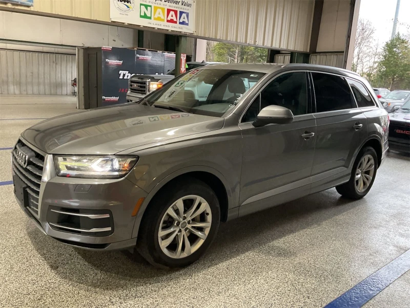 Audi Q7 * Premiurm plus,  * Няма такава цена!, снимка 2 - Автомобили и джипове - 48307905