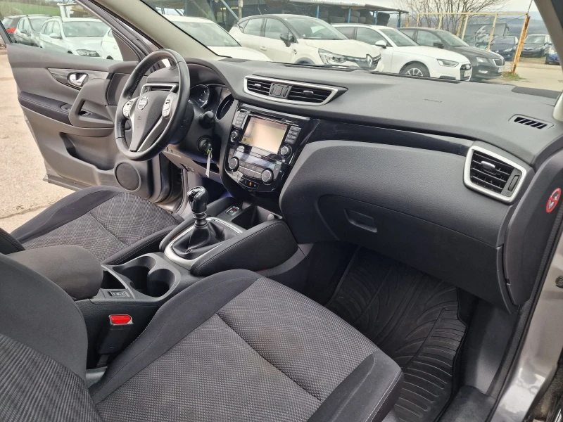 Nissan Qashqai 1.6DCI 4X4 КАМЕРА, снимка 12 - Автомобили и джипове - 49534069