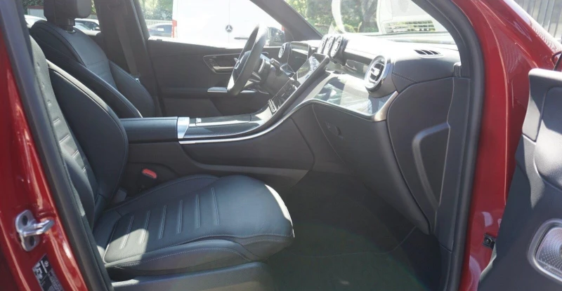 Mercedes-Benz GLC 400 450d* AMG* PANO* HEAD-UP* BURM* 360 CAM* DISTR* KE, снимка 6 - Автомобили и джипове - 51325239