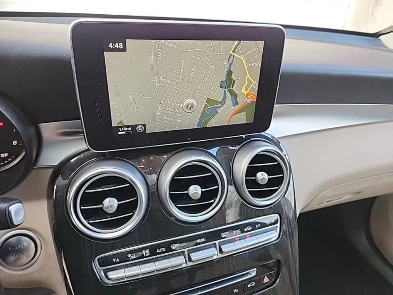 Mercedes-Benz GLC 300 4Matic* Burmester* Пано* Подгрев, снимка 17 - Автомобили и джипове - 52318021