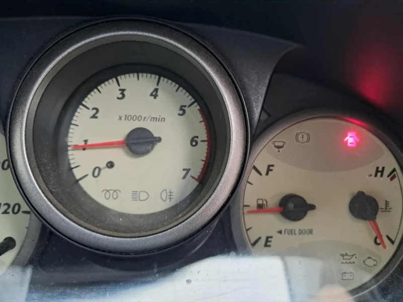 Toyota Rav4, снимка 12 - Автомобили и джипове - 52496426