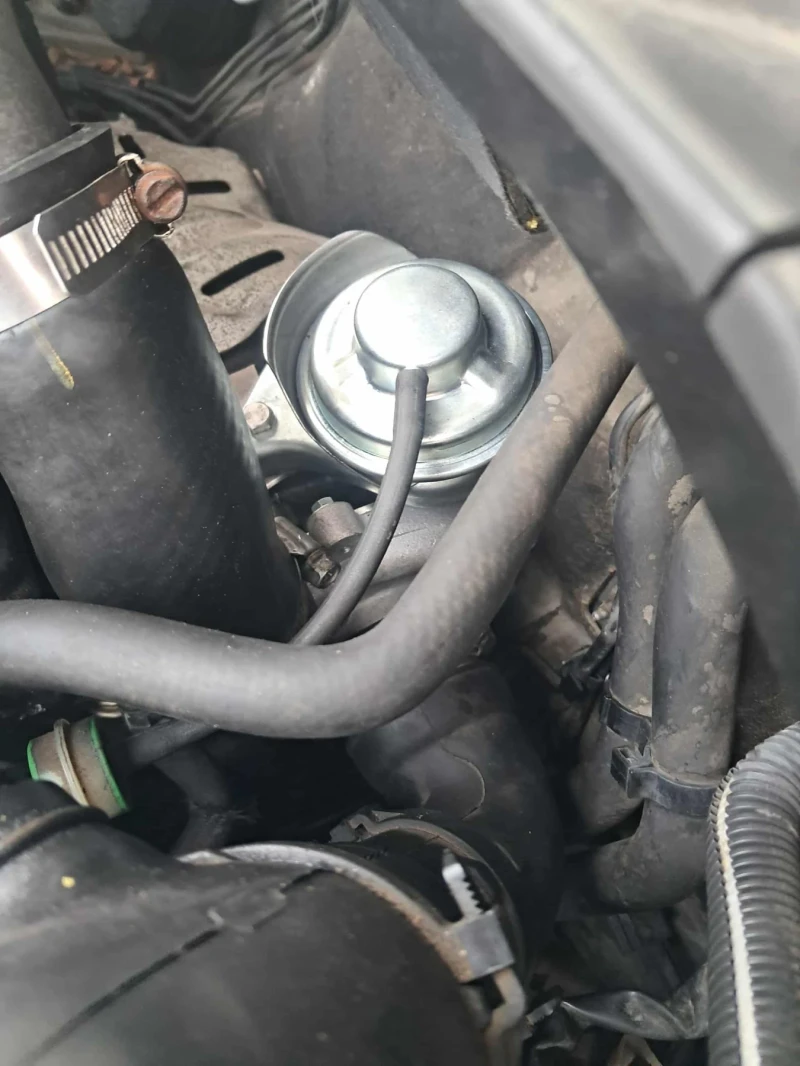 Toyota Rav4, снимка 5 - Автомобили и джипове - 52496426