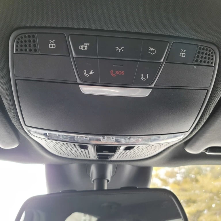 Mercedes-Benz GLC * AMG 63 S * CARFAX * ЦЕНА ДО БГ, снимка 12 - Автомобили и джипове - 53426650