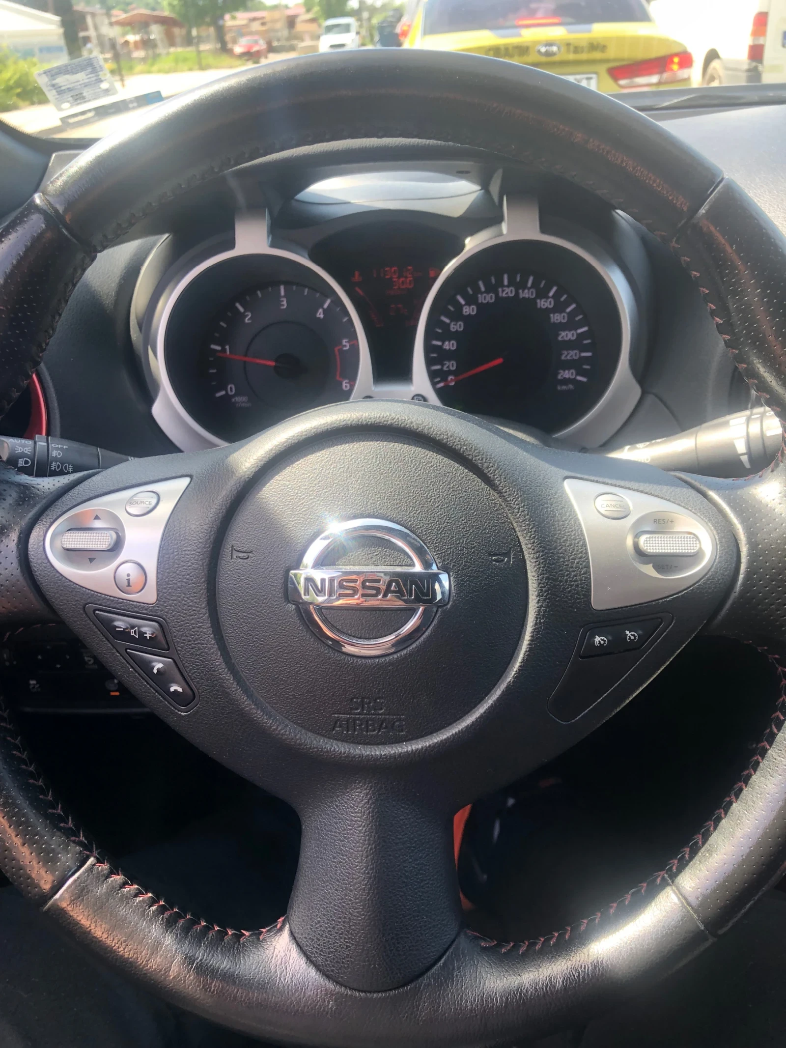 Nissan Juke Джип - изображение 10