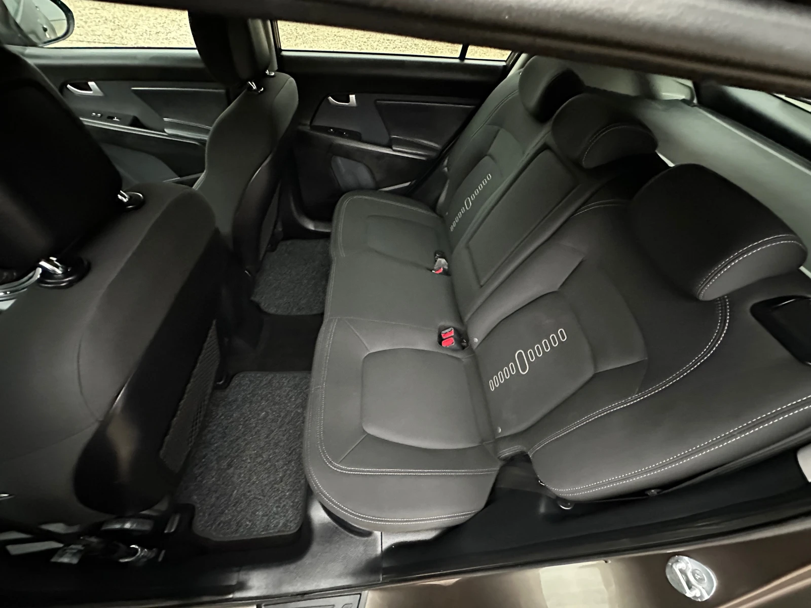 Kia Sportage 1.6BENZIN* TOP* KLIMA* LED* 6SPEED*  | Mobile.bg   8