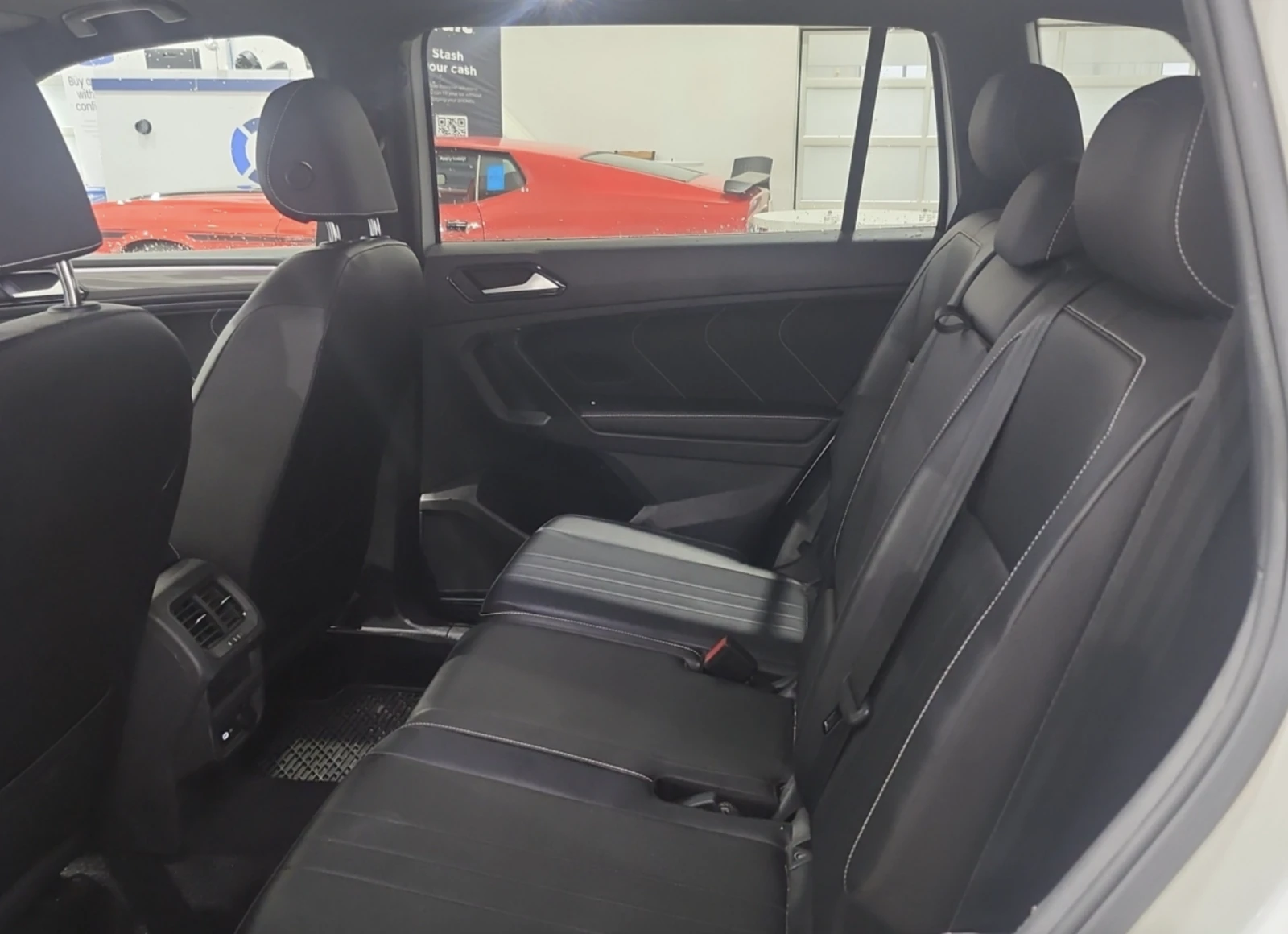 VW Tiguan COMFORTLINE R-LINE BLACK EDITION - изображение 10