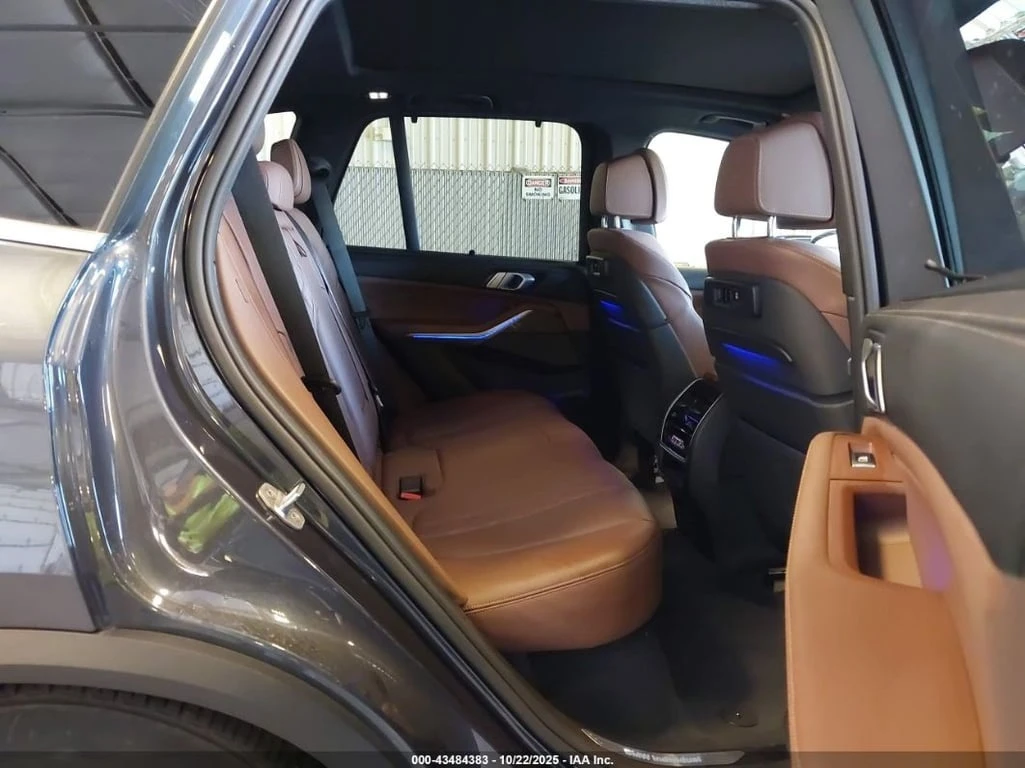 BMW X5 * XDRIVE50I * CARFAX * БЕЗ ПЪРВОНАЧАЛНА ВНОСКА - изображение 8