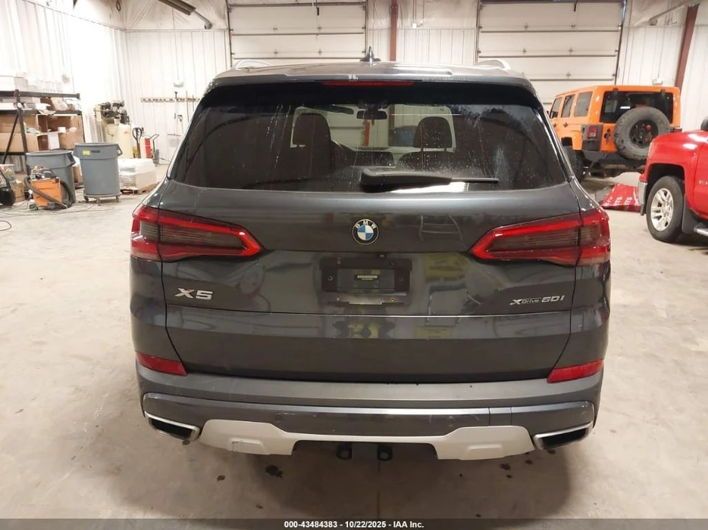BMW X5 * XDRIVE50I * CARFAX *    | Mobile.bg   17