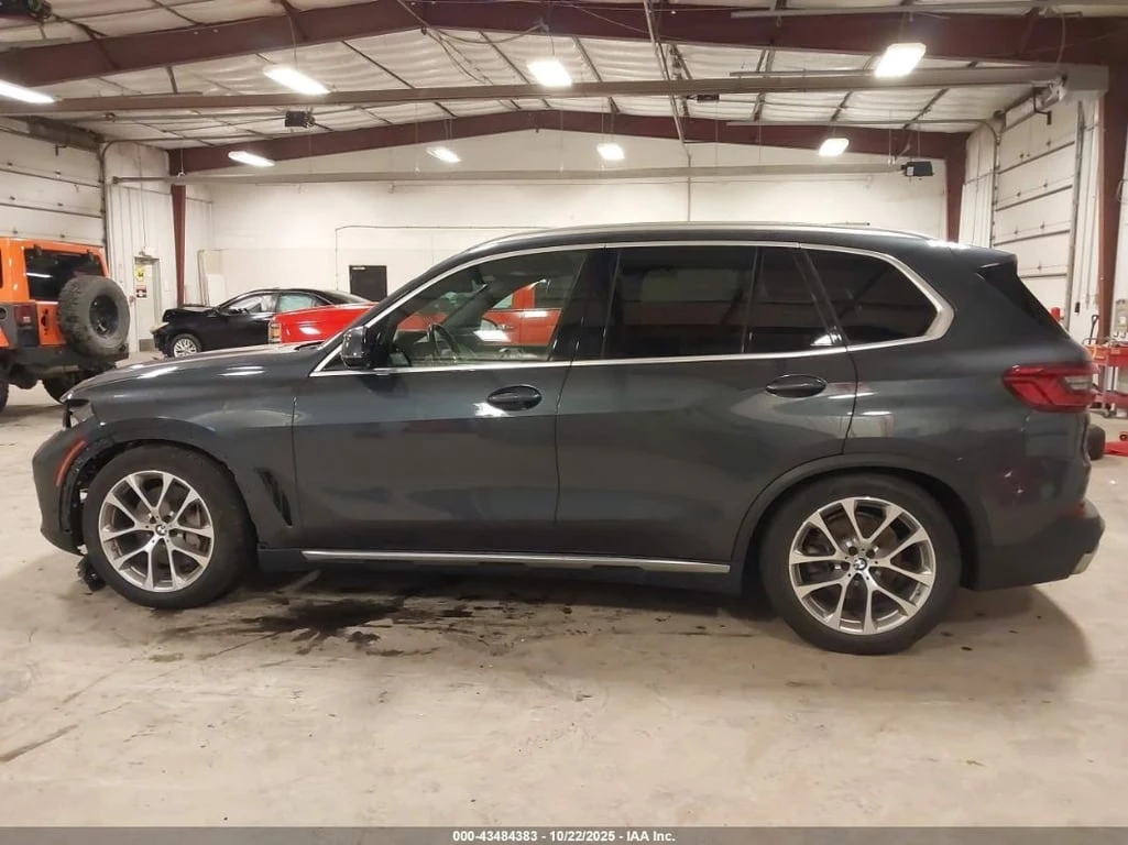BMW X5 * XDRIVE50I * CARFAX *    | Mobile.bg   15