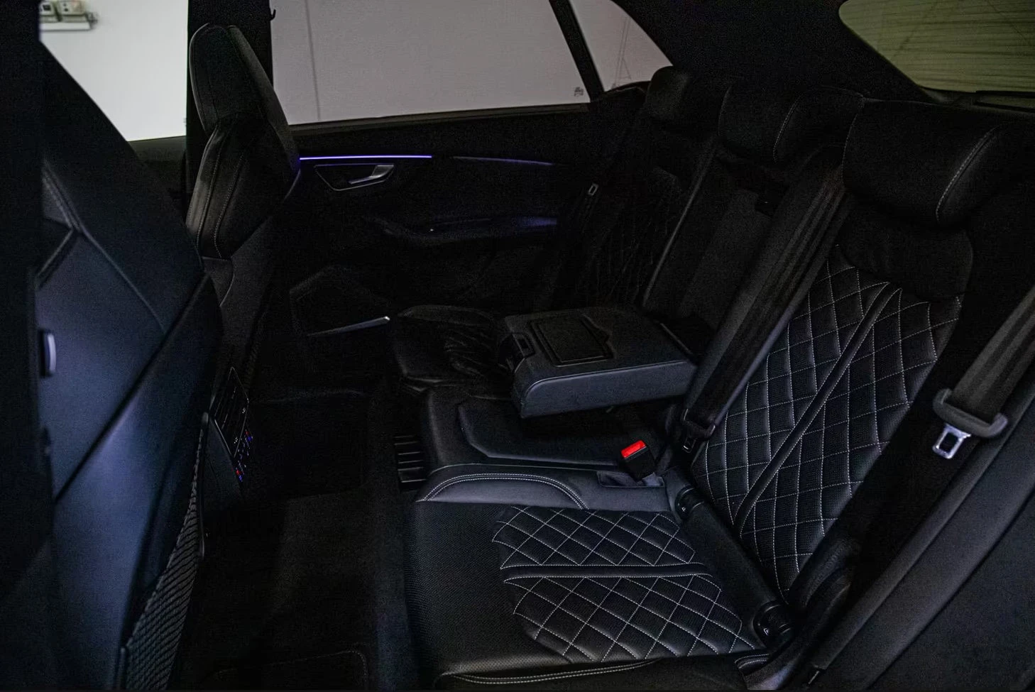 Audi SQ8 4.0TDI/435HP/MASSAGE/PANO/360/B&O/HUD/MEMO/824g | Mobile.bg � ����������� 15