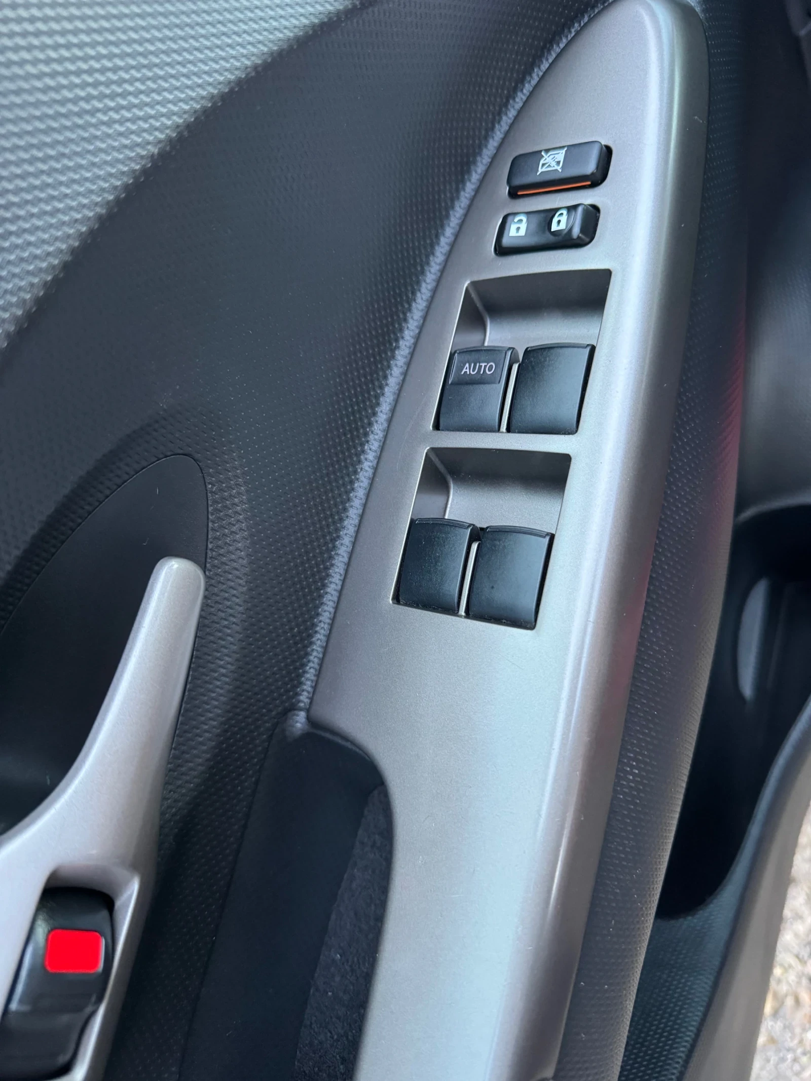 Toyota Urban Cruiser 4x4, 162000км, снимка 8 - Автомобили и джипове - 53672656