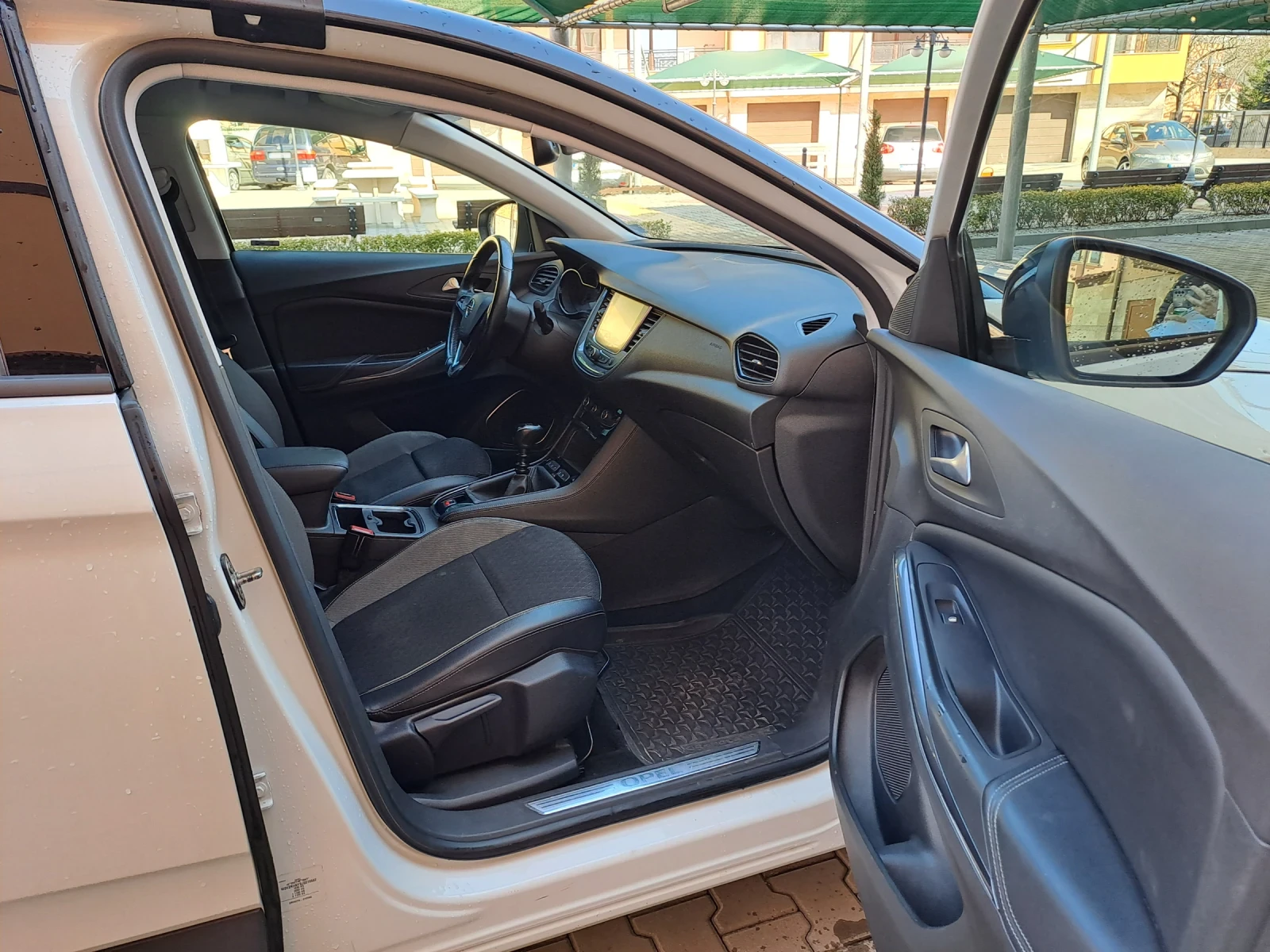 Opel Grandland X, снимка 12 - Автомобили и джипове - 53706358