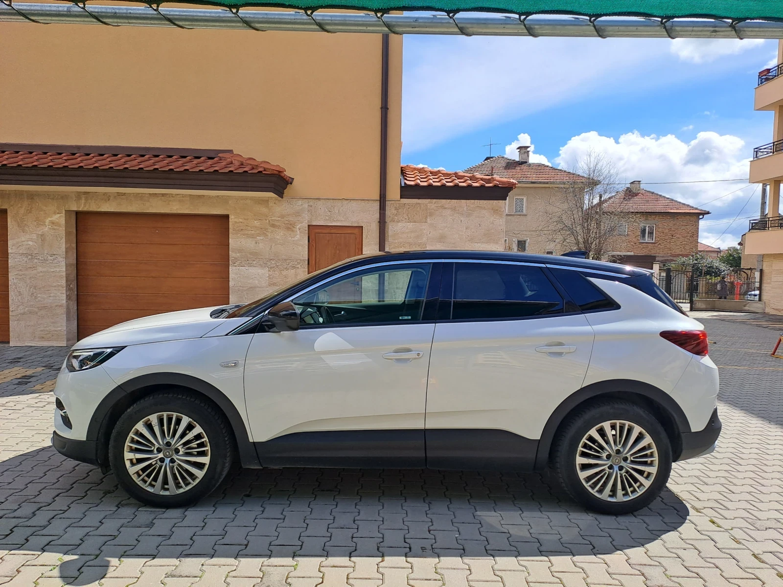 Opel Grandland X, снимка 5 - Автомобили и джипове - 53706358