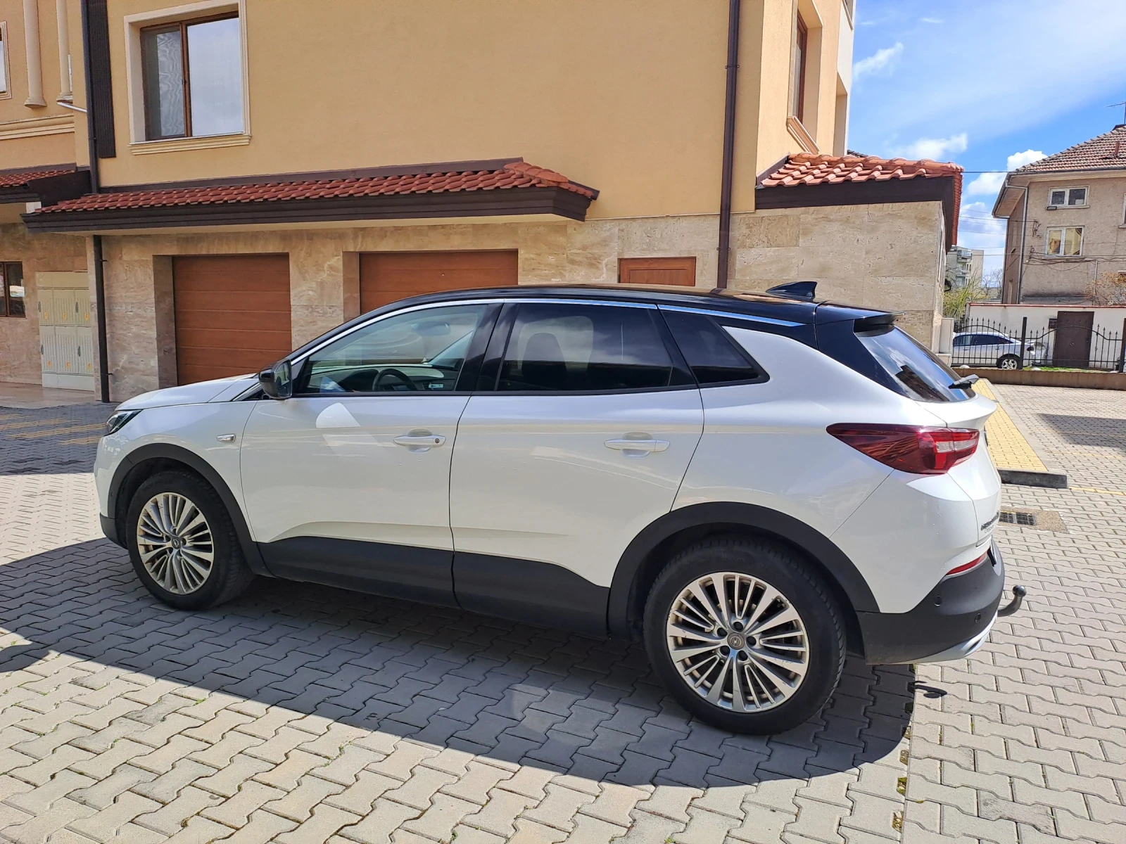 Opel Grandland X, снимка 8 - Автомобили и джипове - 53706358