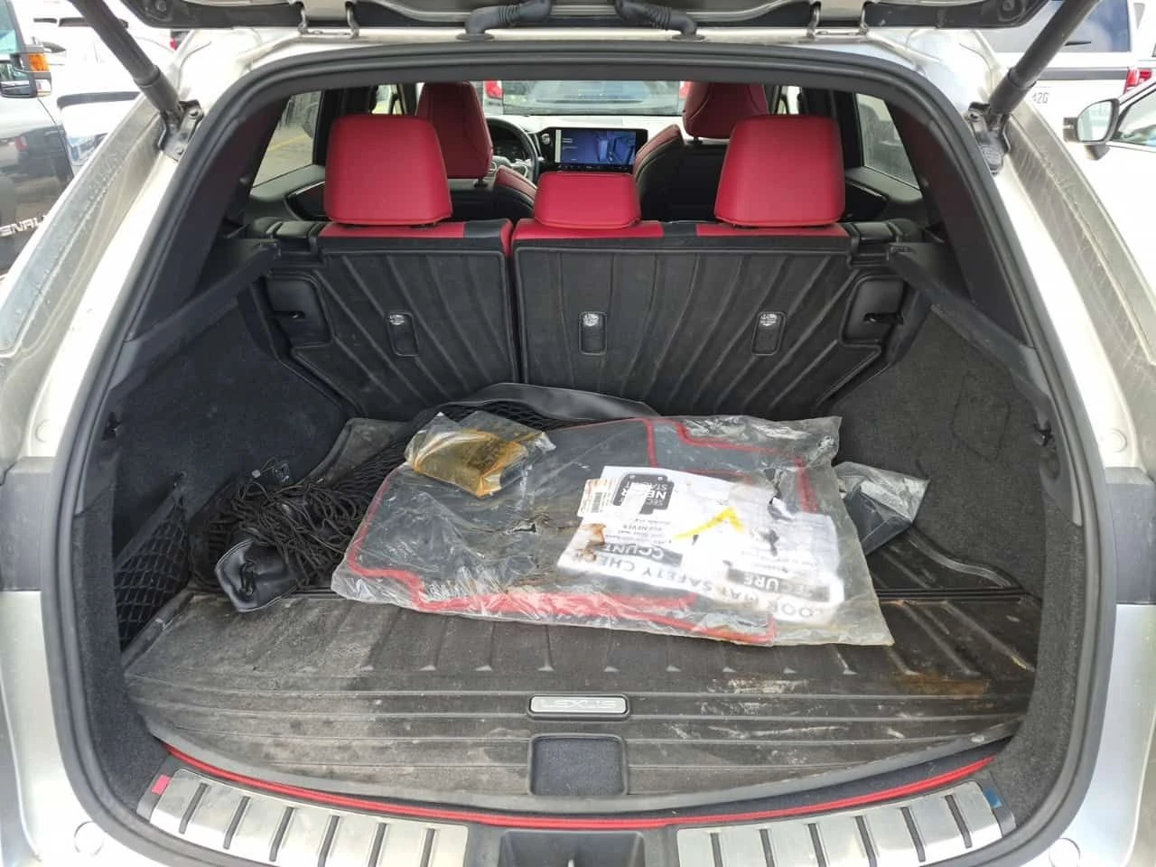 Lexus NX 450H+ F SPORT CARFAX, снимка 9 - Автомобили и джипове - 53824923