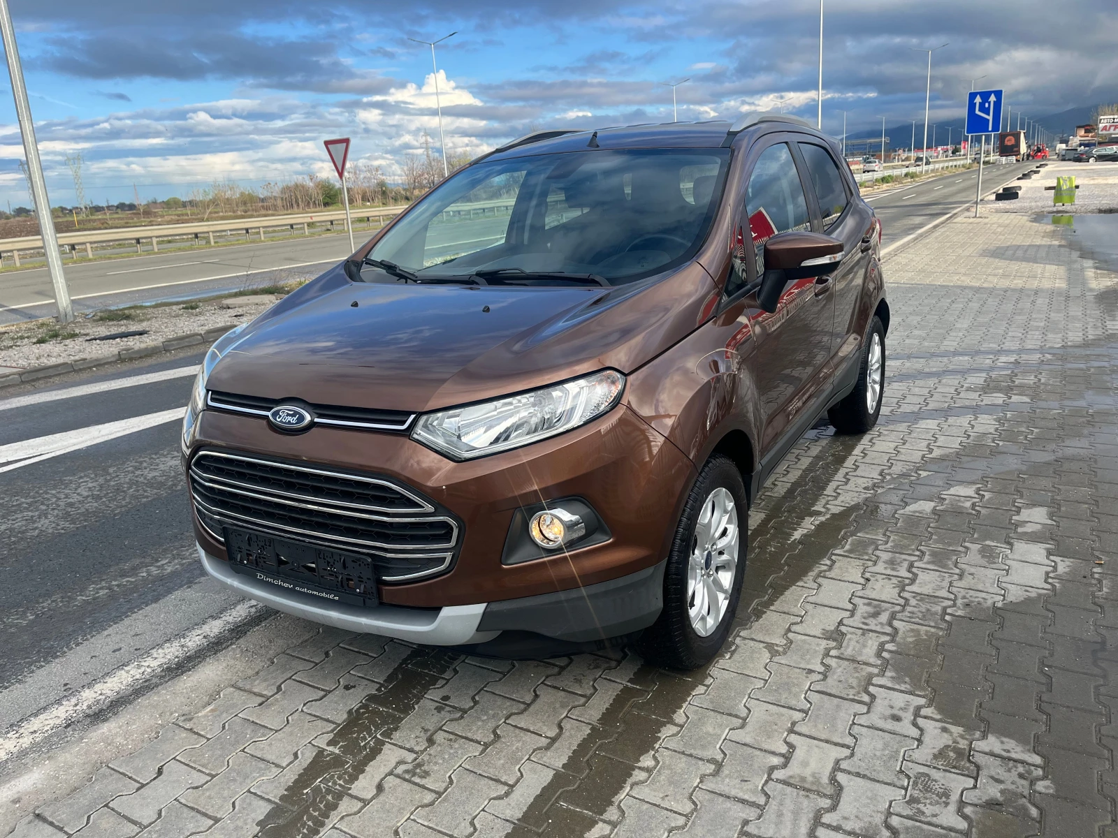 Ford EcoSport 1.5 TDCI, снимка 2 - Автомобили и джипове - 54144813