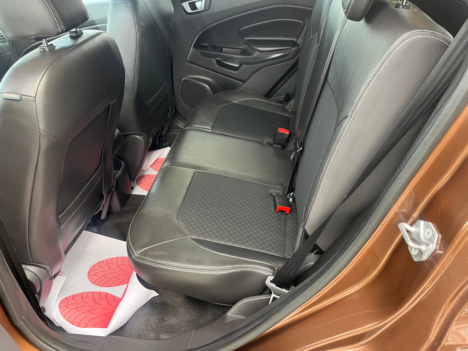 Ford EcoSport 1.5 TDCI, снимка 9 - Автомобили и джипове - 54144813