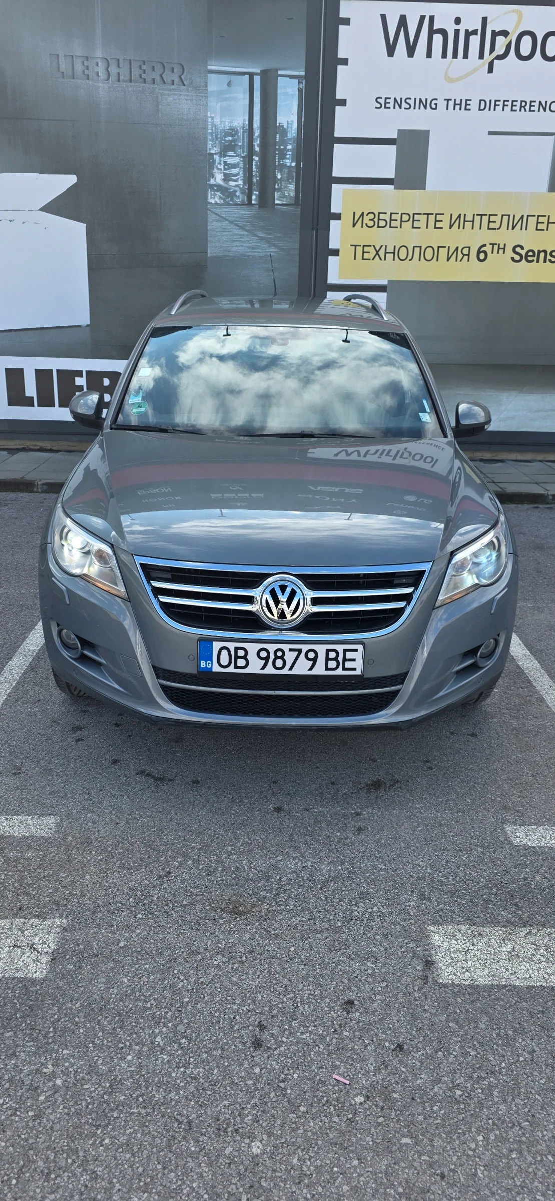 VW Tiguan, снимка 2 - Автомобили и джипове - 54158642