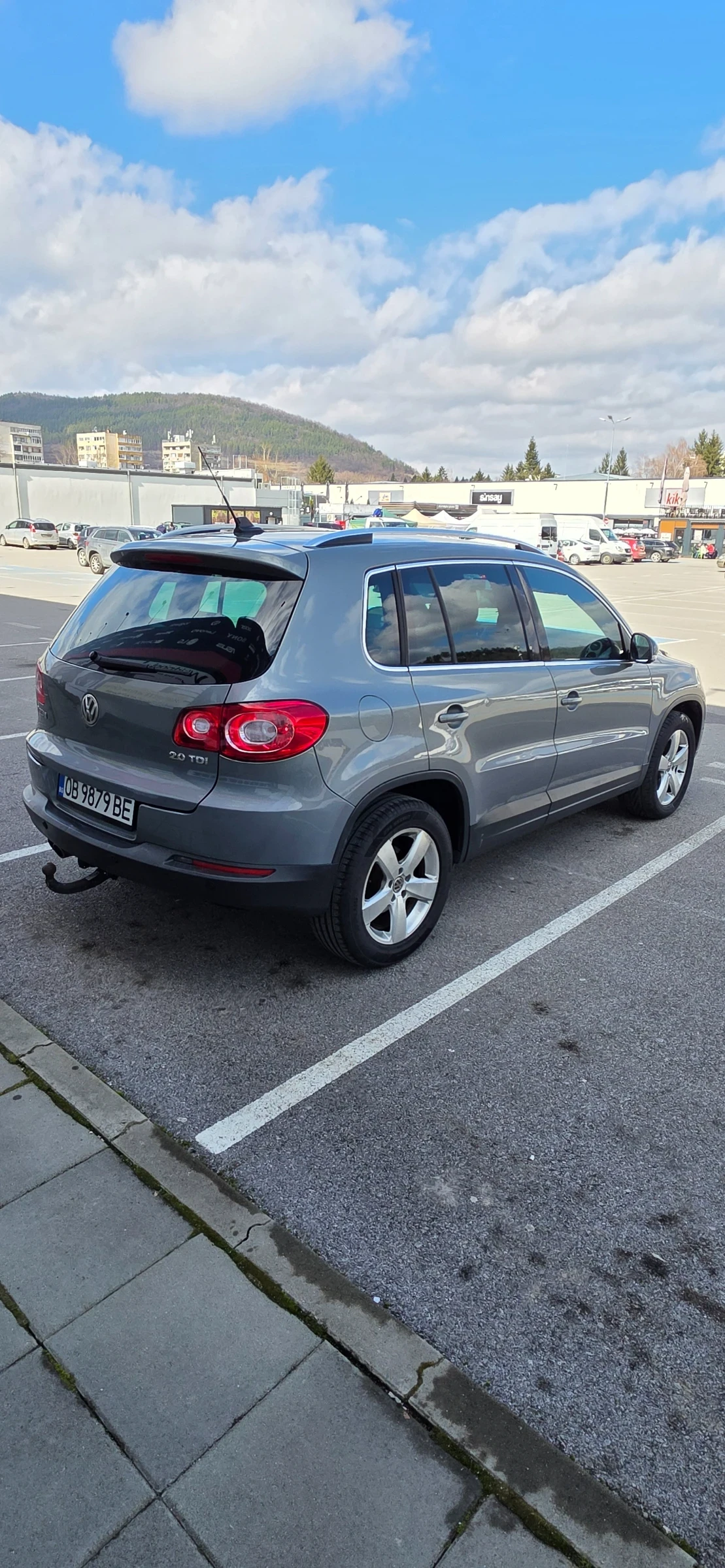 VW Tiguan, снимка 4 - Автомобили и джипове - 54158642