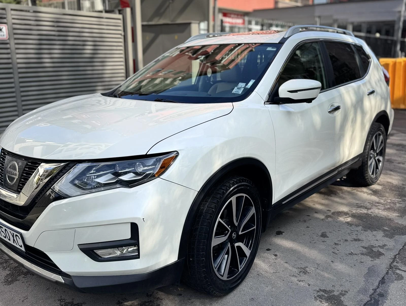 Nissan Rogue SL Нави, кожа, панорама, снимка 2 - Автомобили и джипове - 54283171