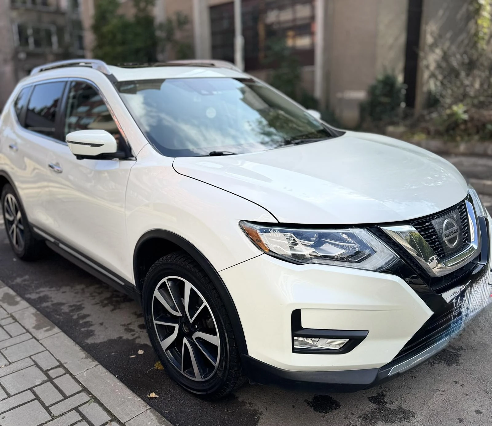 Nissan Rogue SL Нави, кожа, панорама, снимка 3 - Автомобили и джипове - 54283171