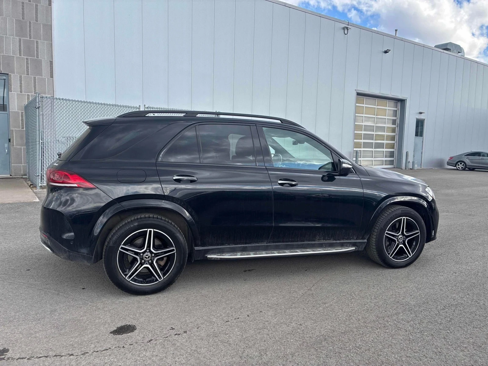 Mercedes-Benz GLE 450 AMG Night Package* Headup* Burmester* 360, снимка 4 - Автомобили и джипове - 54398964