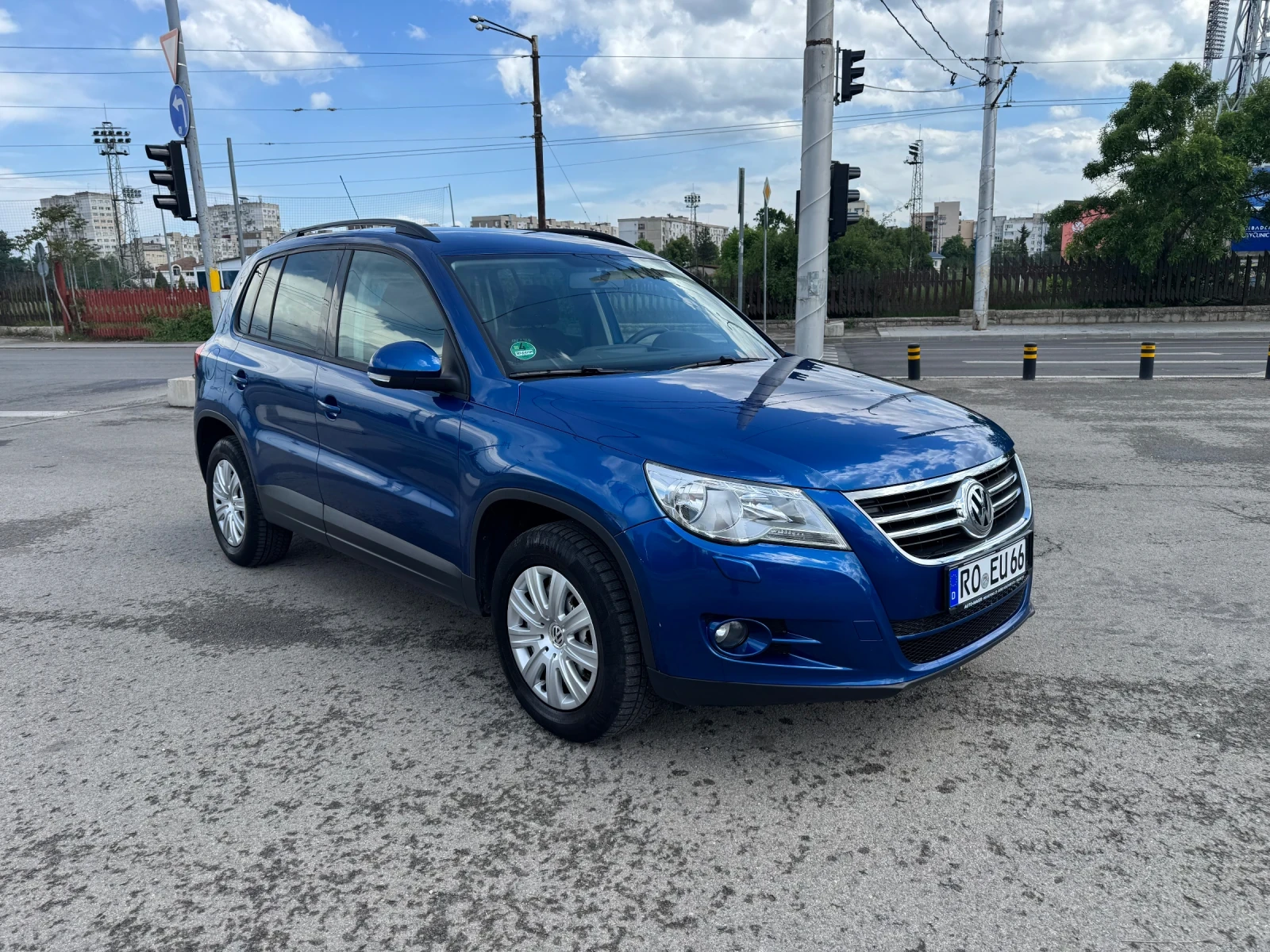 VW Tiguan 2.0TDI 4x4 внос Германия ТЮФ 6ск Теглич, снимка 3 - Автомобили и джипове - 54647314