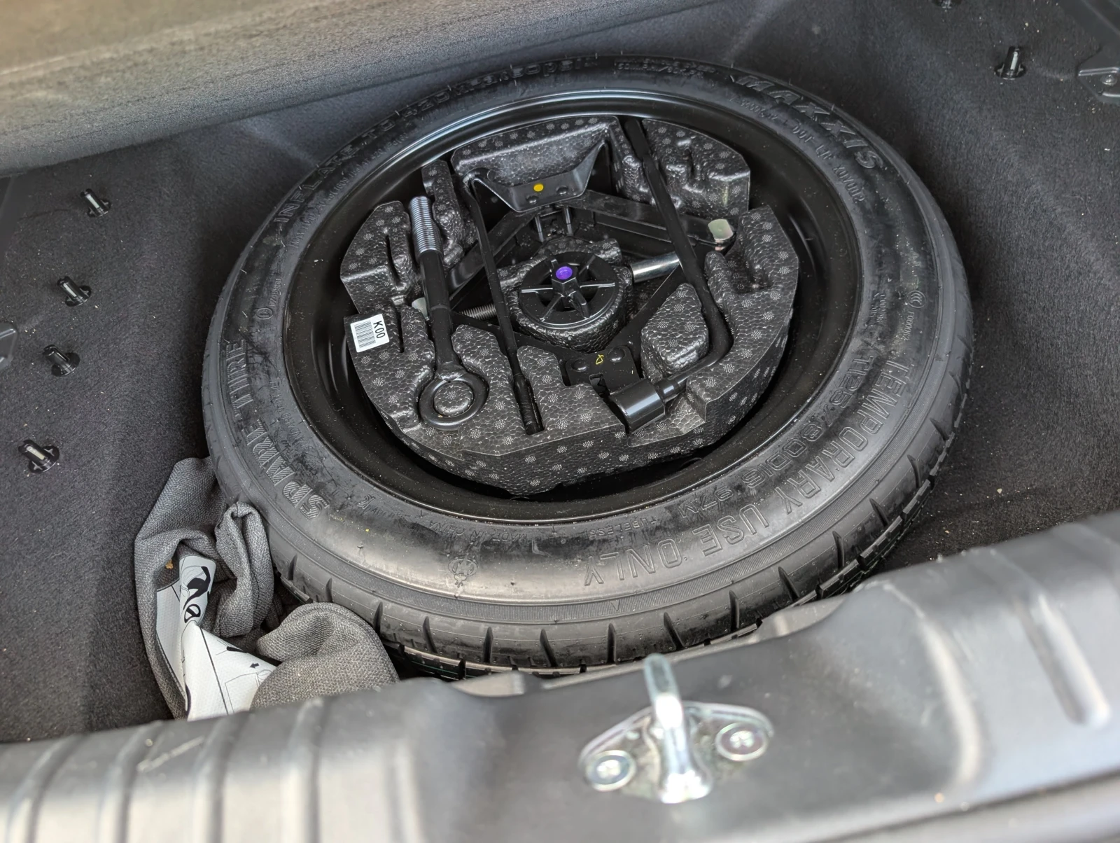Kia Niro HEV 1.6i Executive , снимка 15 - Автомобили и джипове - 54759556