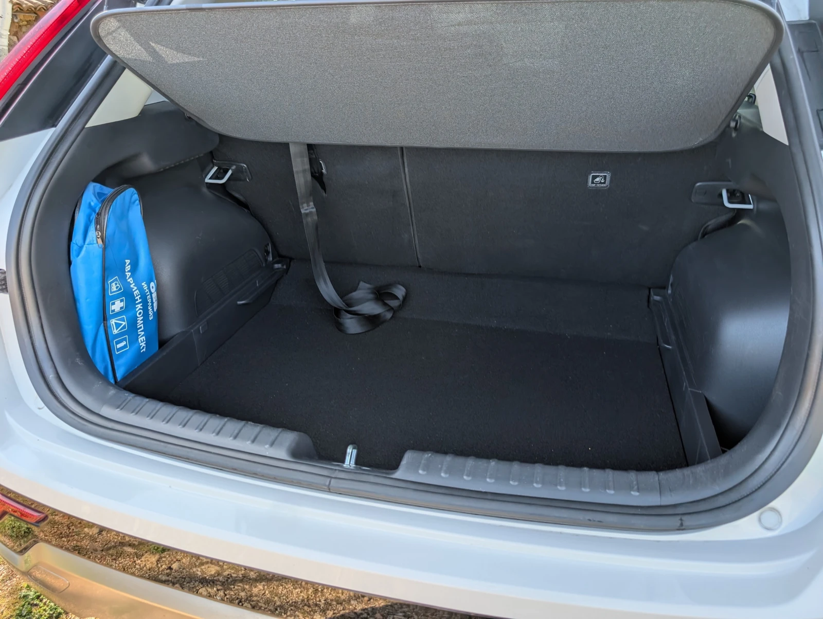 Kia Niro HEV 1.6i Executive , снимка 14 - Автомобили и джипове - 54759556