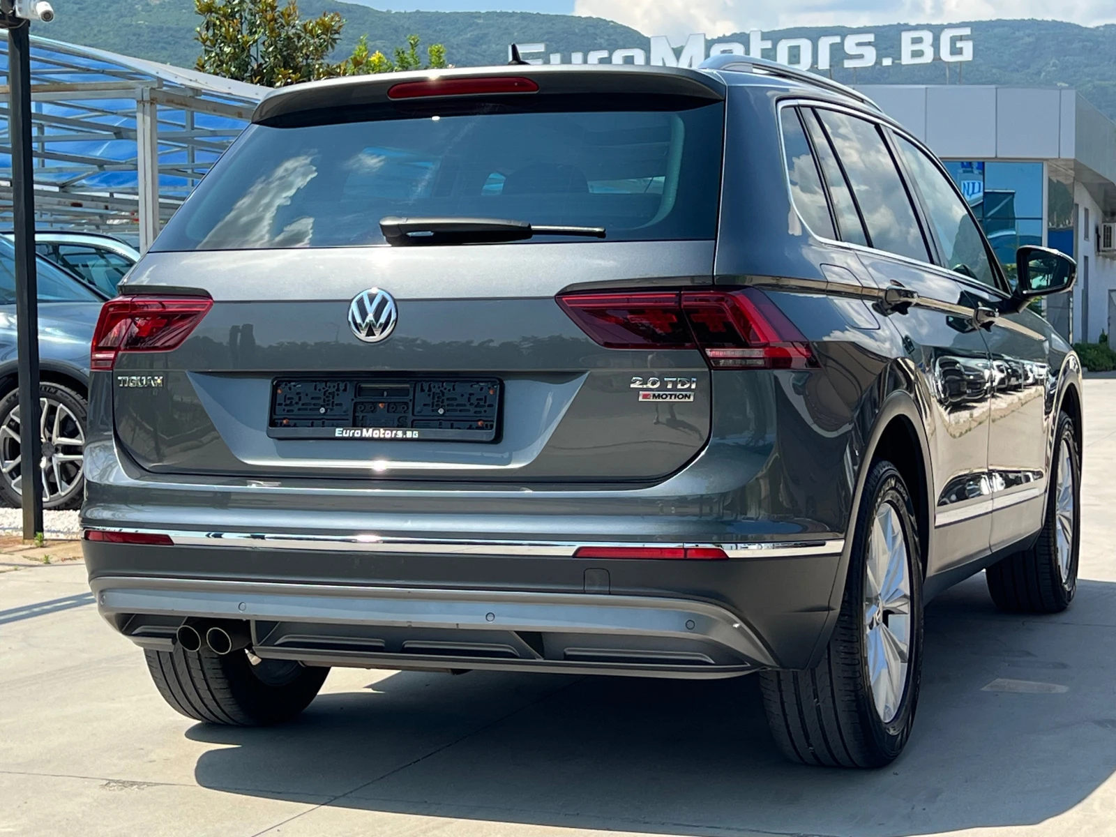 VW Tiguan 2.0TDI, 4-MOTION, HIGHLINE-FULL SERVICE VW-KATO HO, снимка 5 - Автомобили и джипове - 55061522