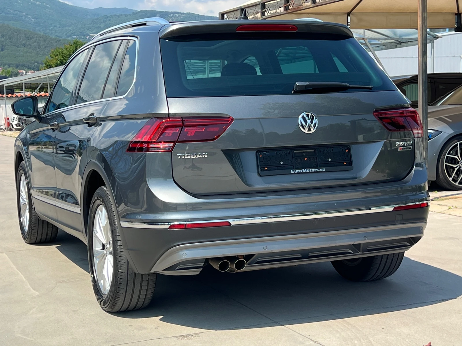 VW Tiguan 2.0TDI, 4-MOTION, HIGHLINE-FULL SERVICE VW-KATO HO, снимка 6 - Автомобили и джипове - 55061522