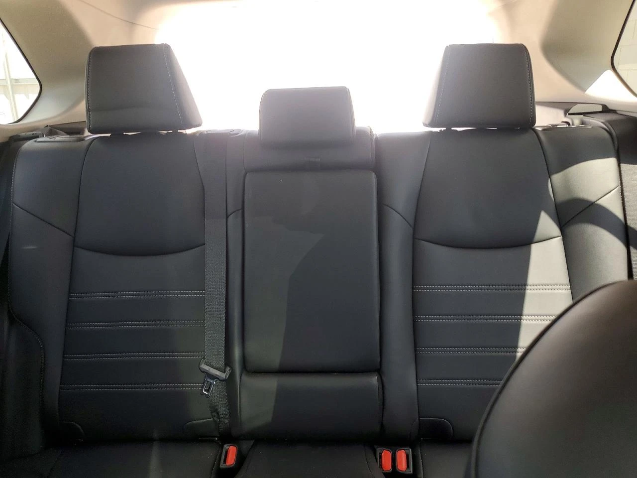 Toyota Rav4 2.5l Xle Premium, снимка 10 - Автомобили и джипове - 55878218