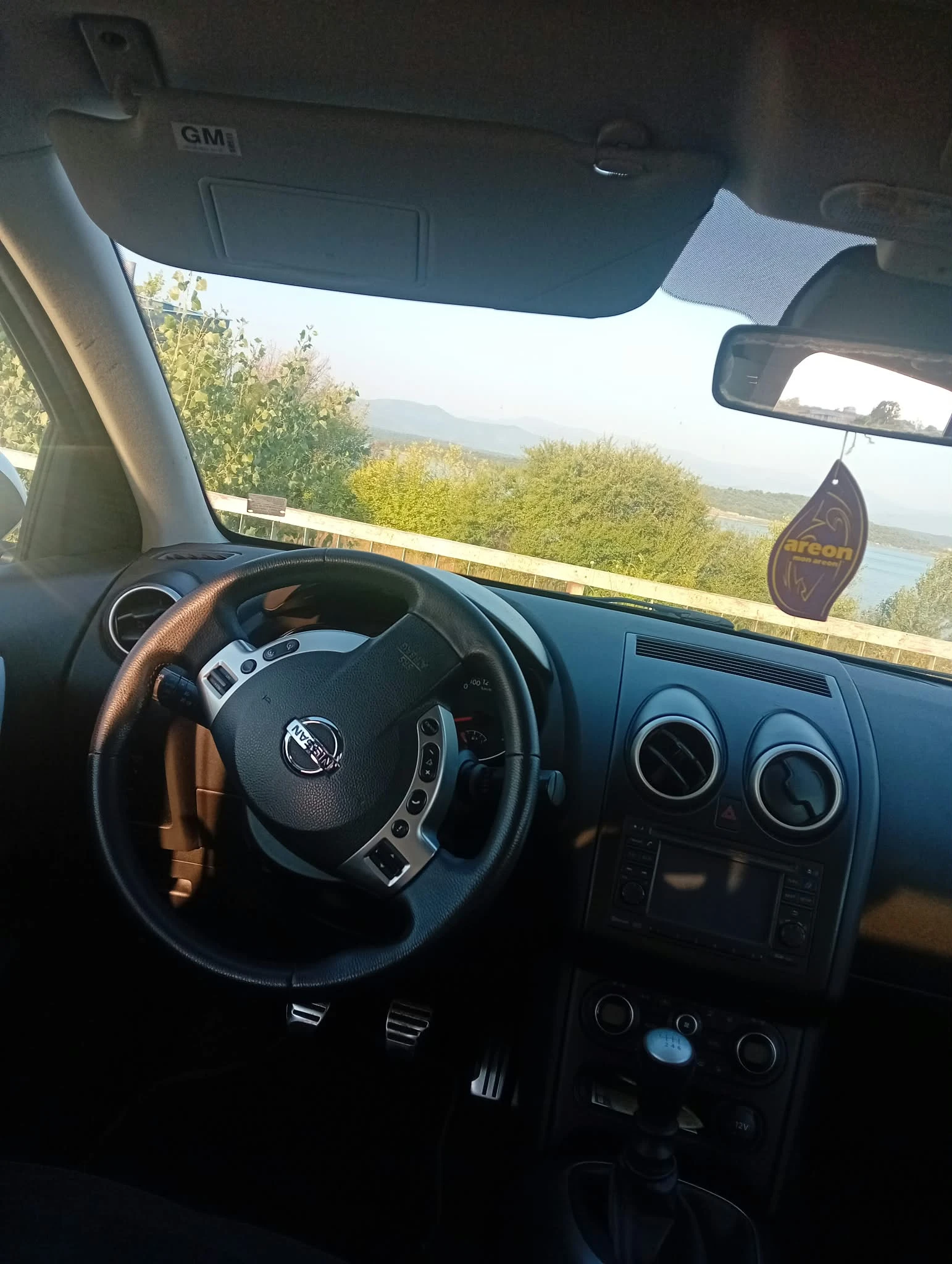 Nissan Qashqai + 2 dCi, снимка 9 - Автомобили и джипове - 56115895