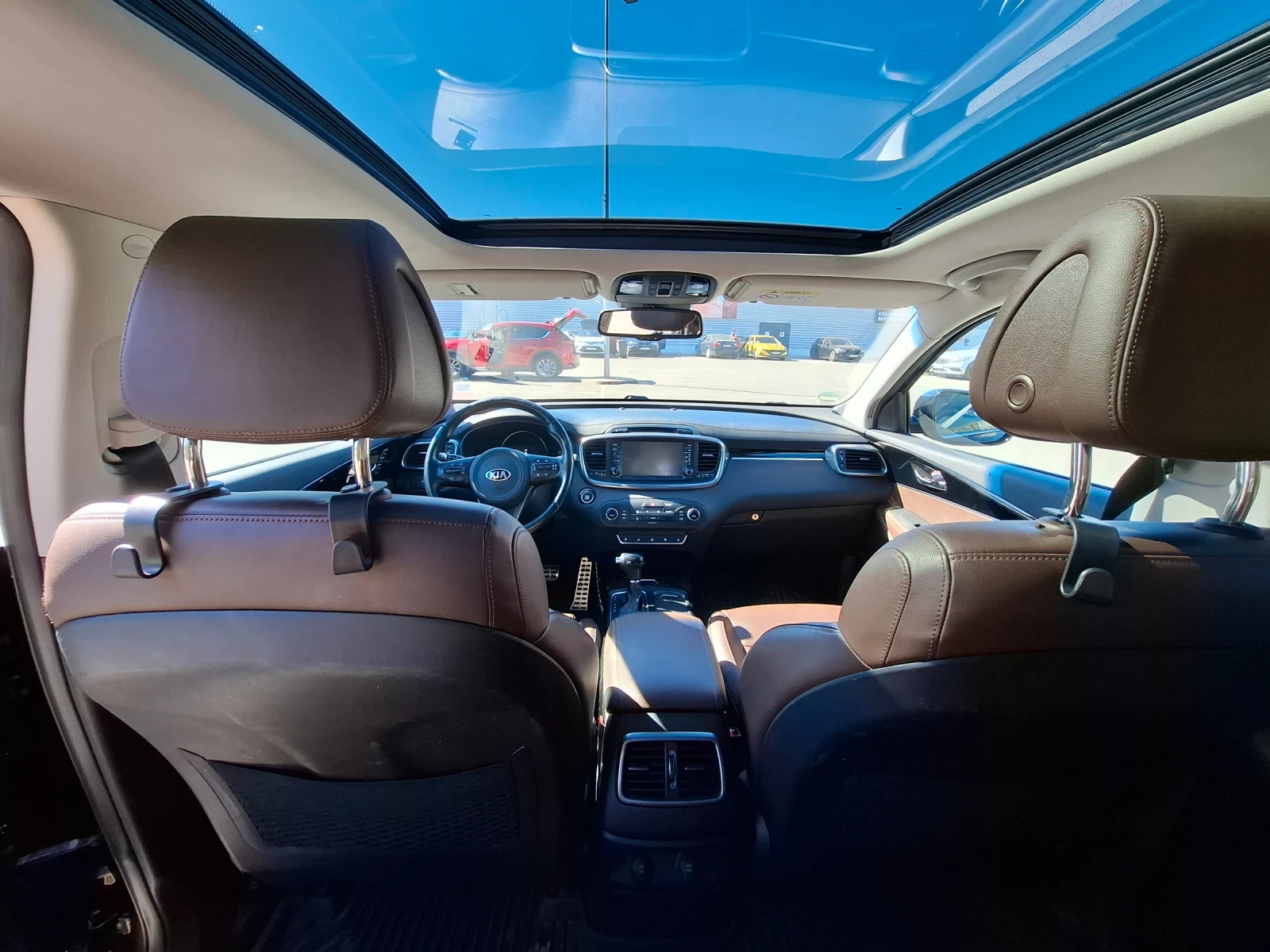 Kia Sorento, снимка 9 - Автомобили и джипове - 56372847