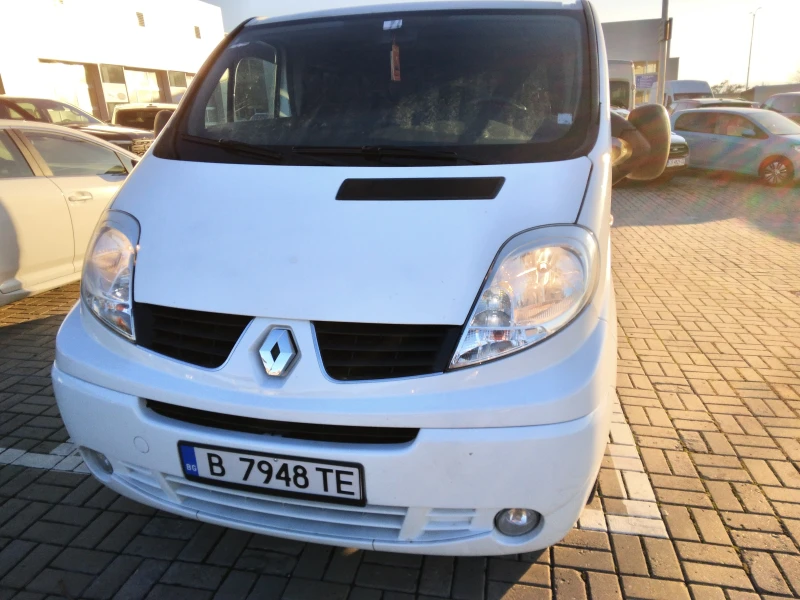 Renault Trafic, снимка 1 - Бусове и автобуси - 48027585