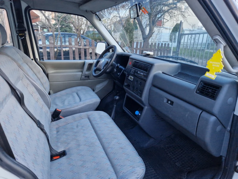 VW T4 2.5TDI Климатик + Печка, снимка 13 - Бусове и автобуси - 53161055