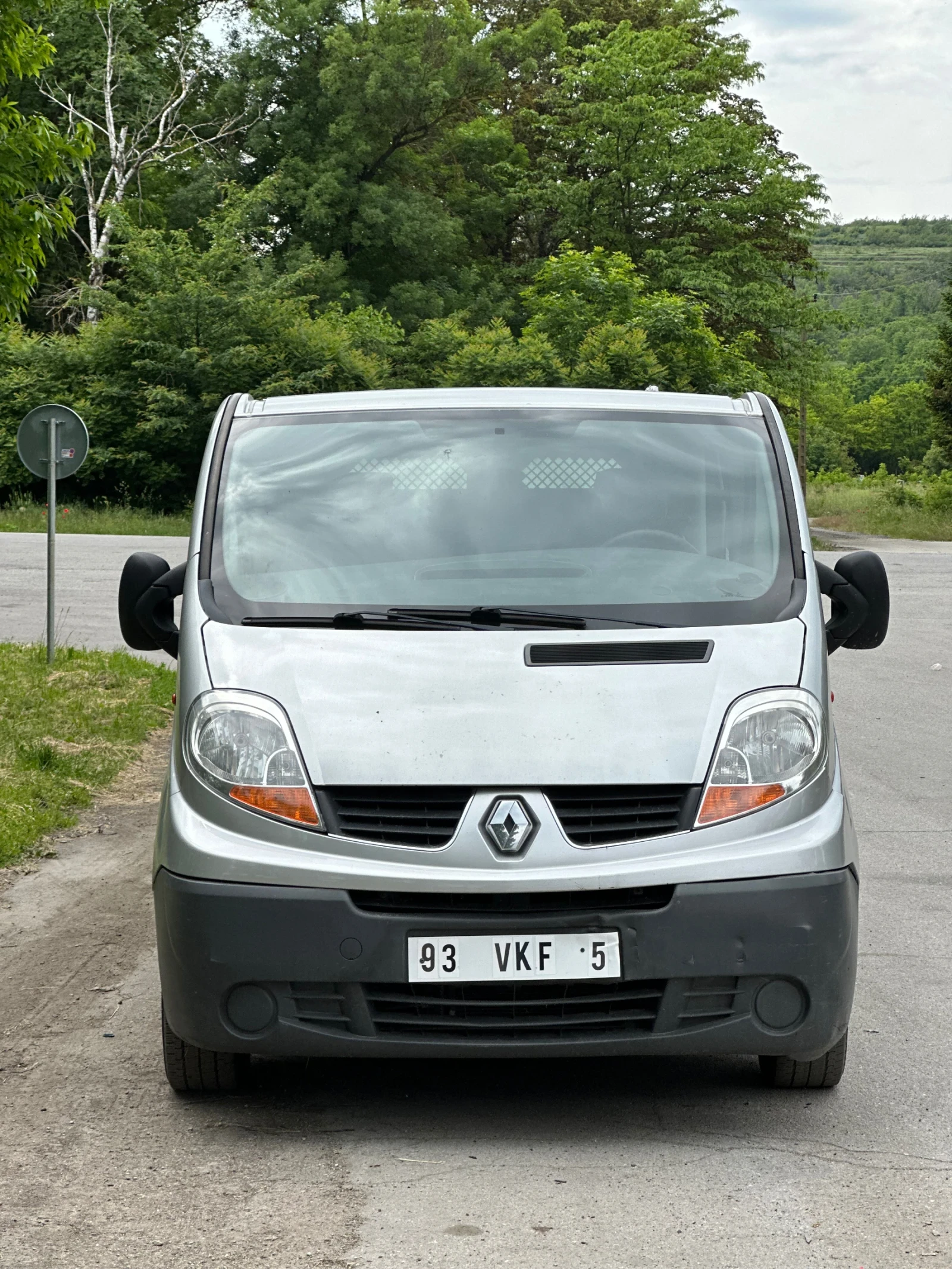 Renault Trafic 2.0 DCI L2H1 - изображение 3