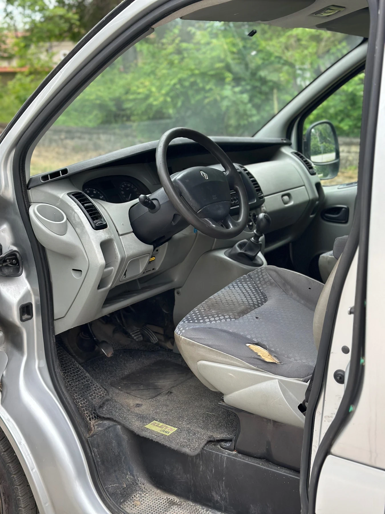 Renault Trafic 2.0 DCI L2H1 - изображение 9