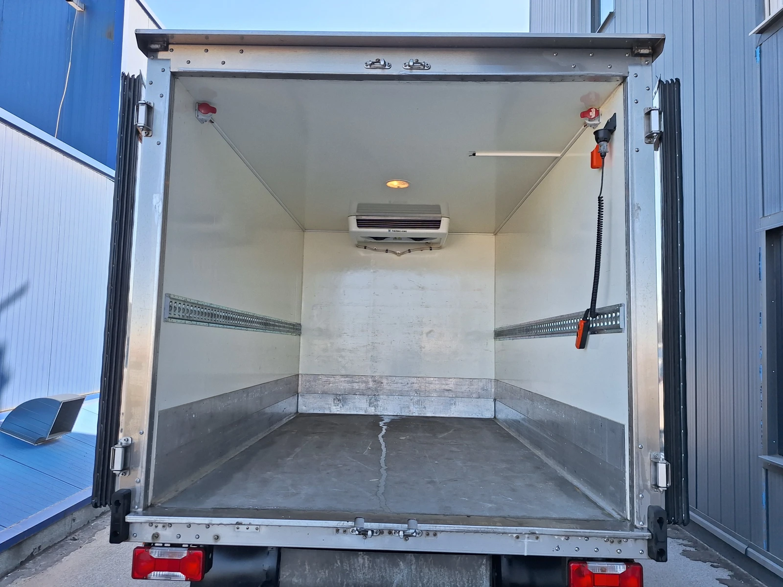 Iveco Daily 70C18, снимка 9 - Бусове и автобуси - 53862043