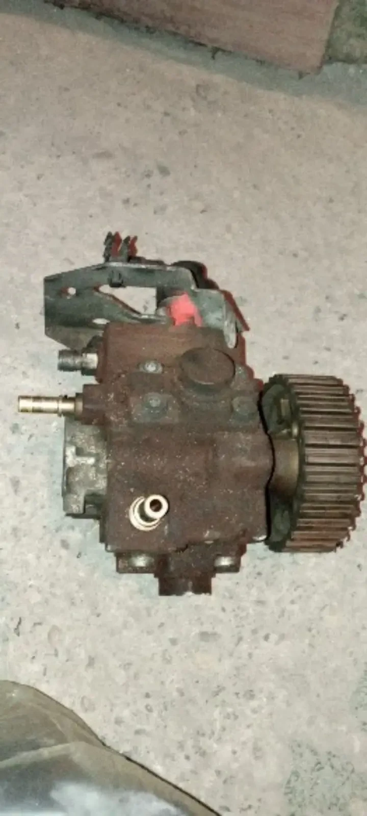 ГНП Bosch Оригинално за 1.4hdi/1.6HDI VOLVO/CITROEN/PEUGEOT/Ford/Mazda/mini 