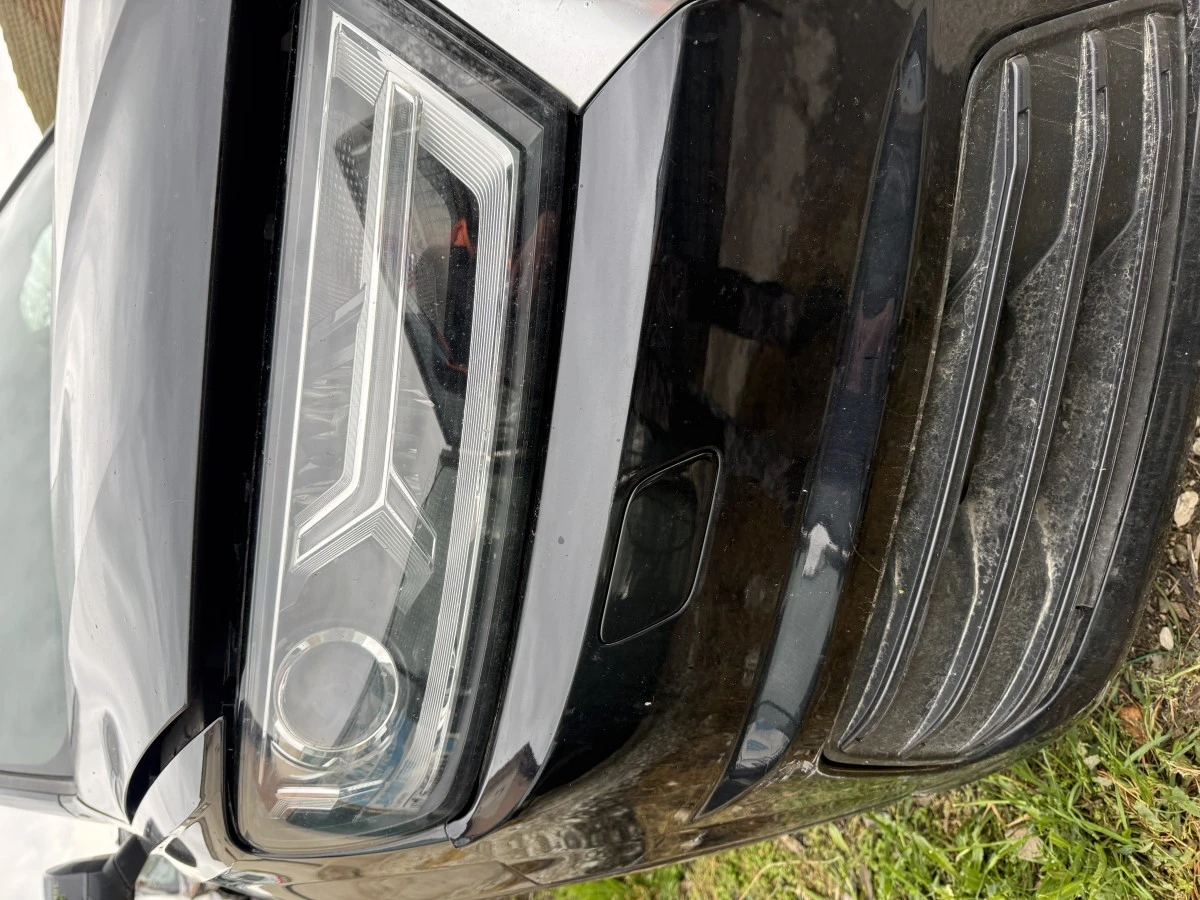 Преден десен фар за Audi Q7 4M (Matrix LED) 4M0941034